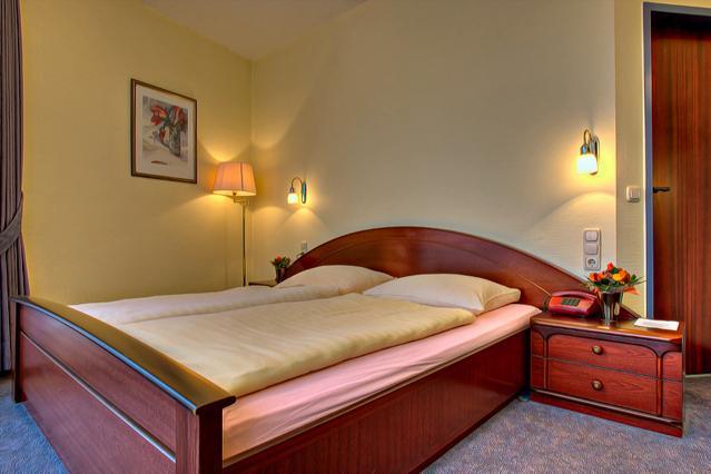 Hotel Astoria City Resort Essen Zimmer foto